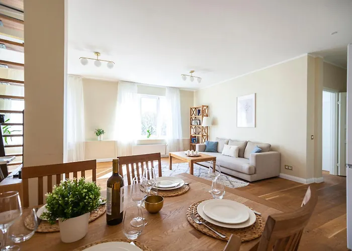 アパート Luxury 2-floor With Sauna And Balcony タリン