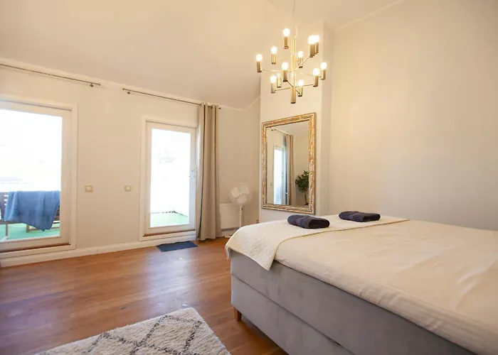 Luxury 2-floor With Sauna And Balcony Апартаменты